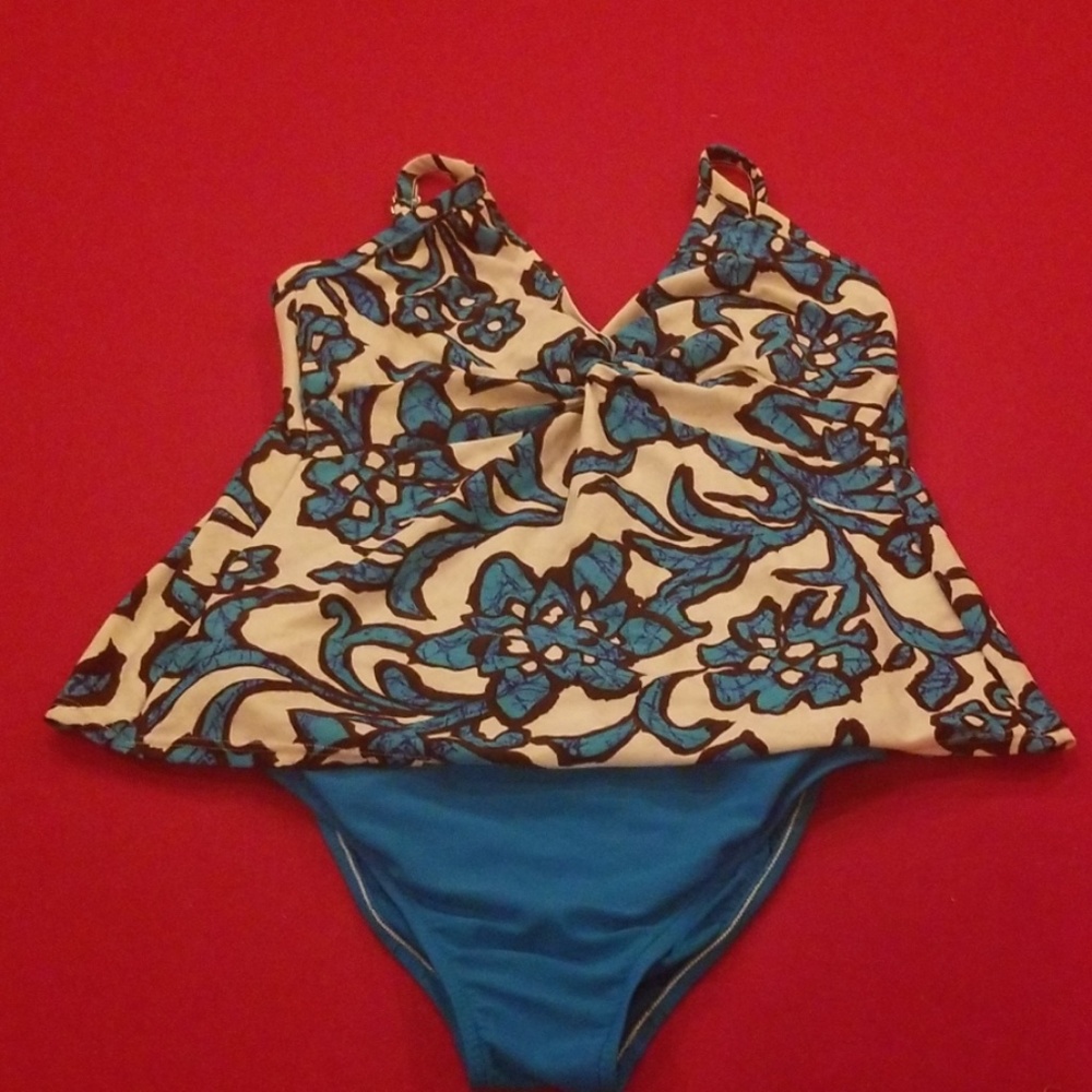 2 piece turquoise tankini